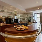 Du Commerce Et Restaurant Hotel apartamentowy Gelles