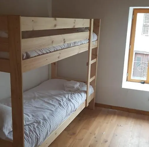 Du Commerce Et Restaurant 3*